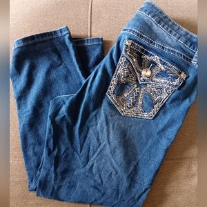 3 For $25💛APT 9 Capri Jeans EUC